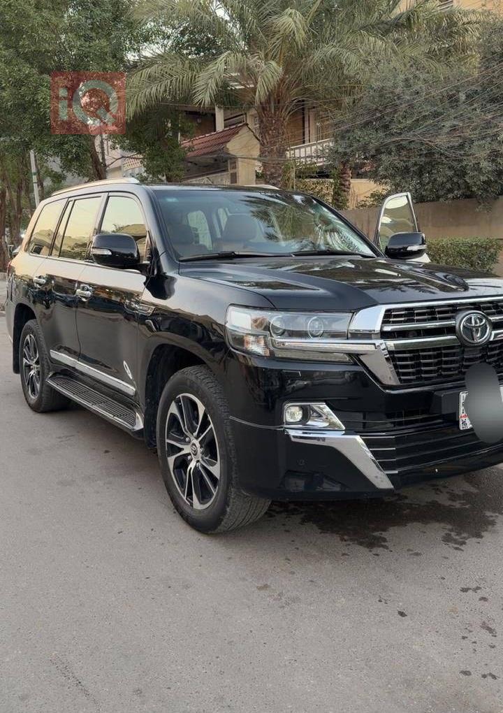 تويوتا لاندكروزر